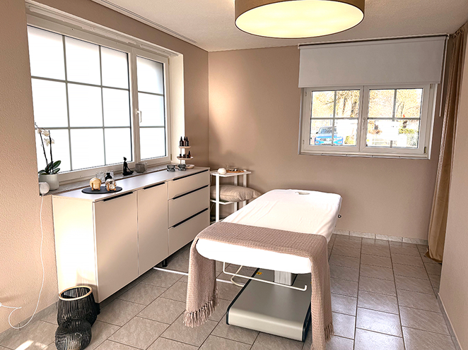 a 3 (1) - Beauty Base